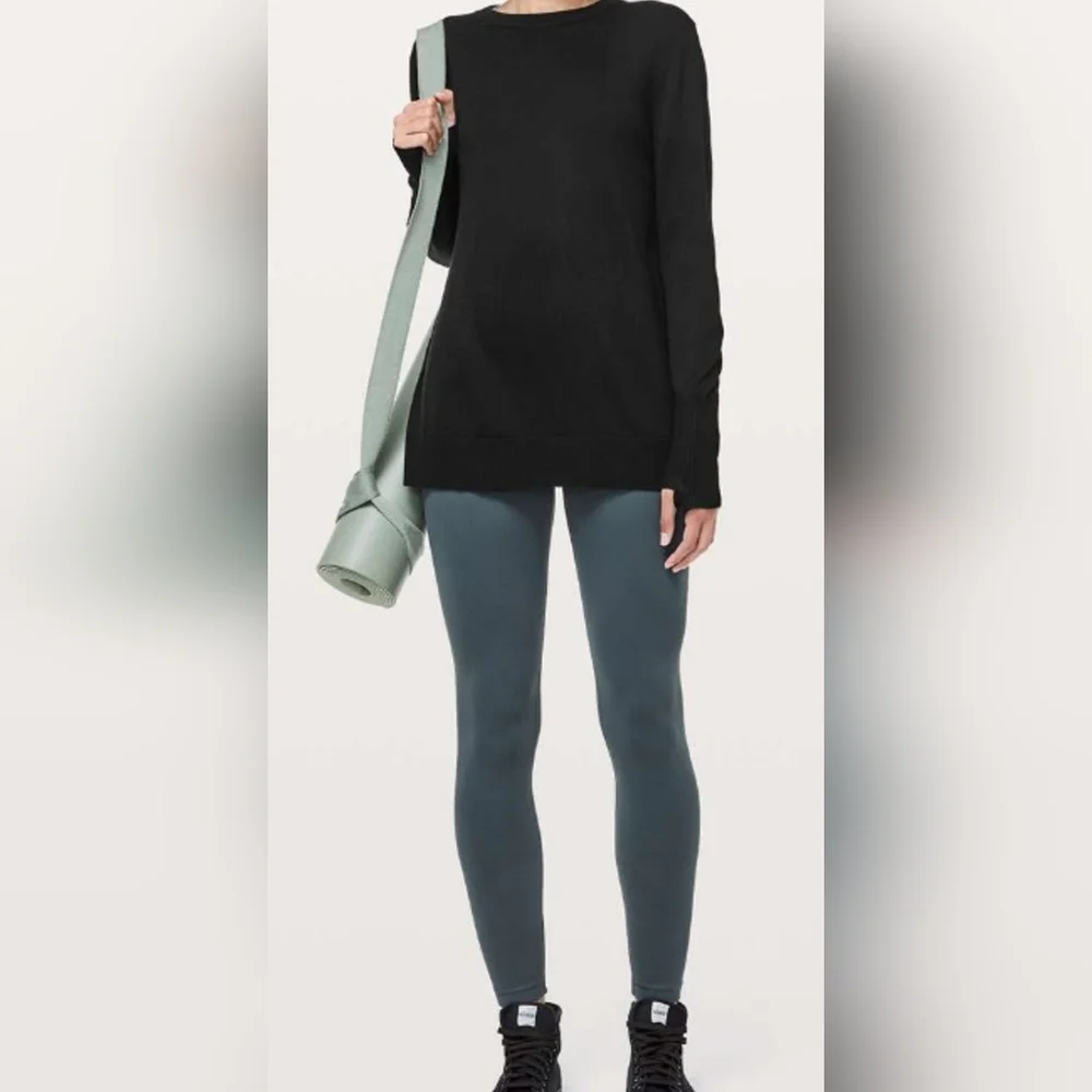 Lululemon Athletica Classic Black Knit Top - Picture 1 of 9